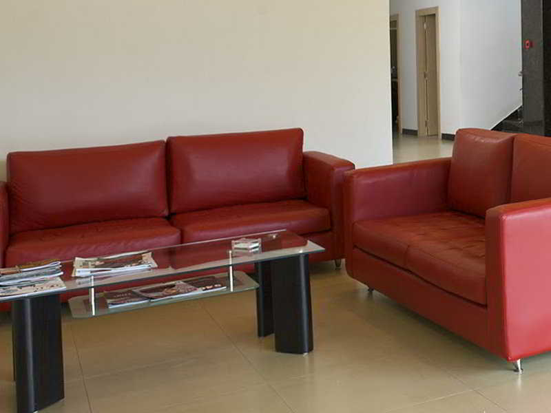 Oyster Suites Hyderabad Ngoại thất bức ảnh