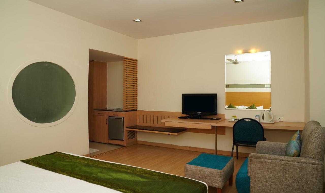 Oyster Suites Hyderabad Ngoại thất bức ảnh