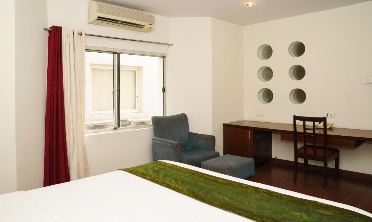 Oyster Suites Hyderabad Ngoại thất bức ảnh