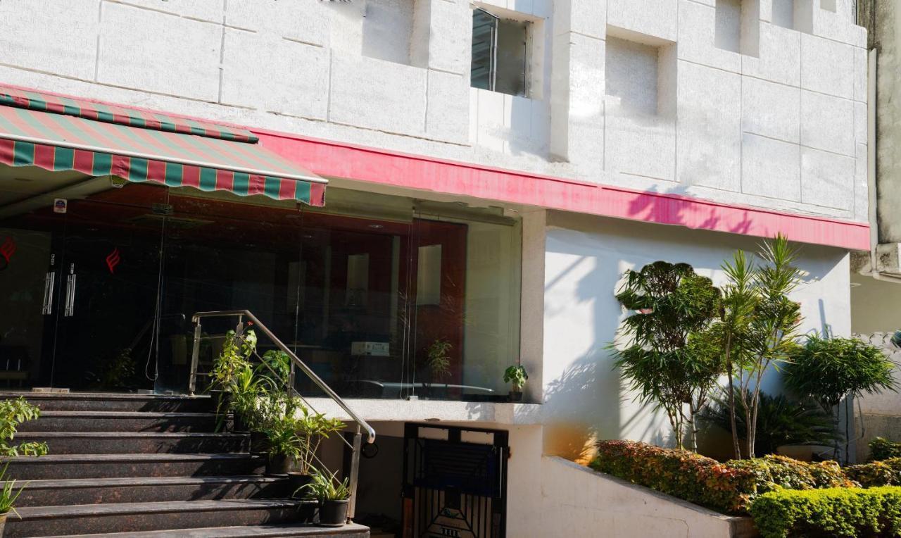 Oyster Suites Hyderabad Ngoại thất bức ảnh