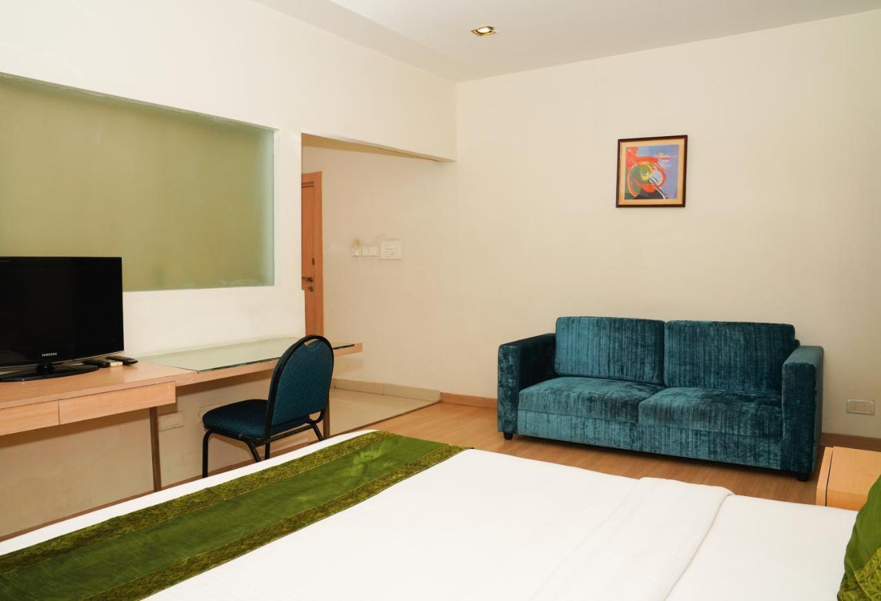 Oyster Suites Hyderabad Ngoại thất bức ảnh