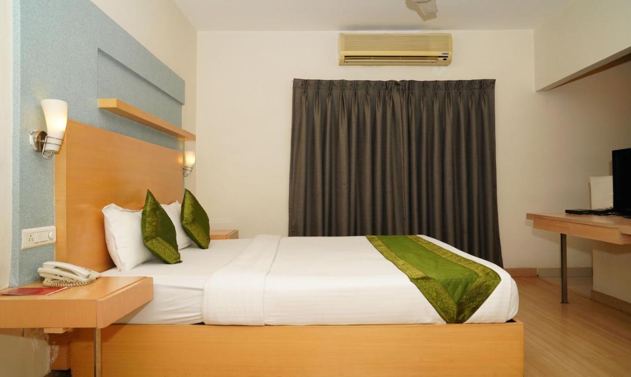 Oyster Suites Hyderabad Ngoại thất bức ảnh