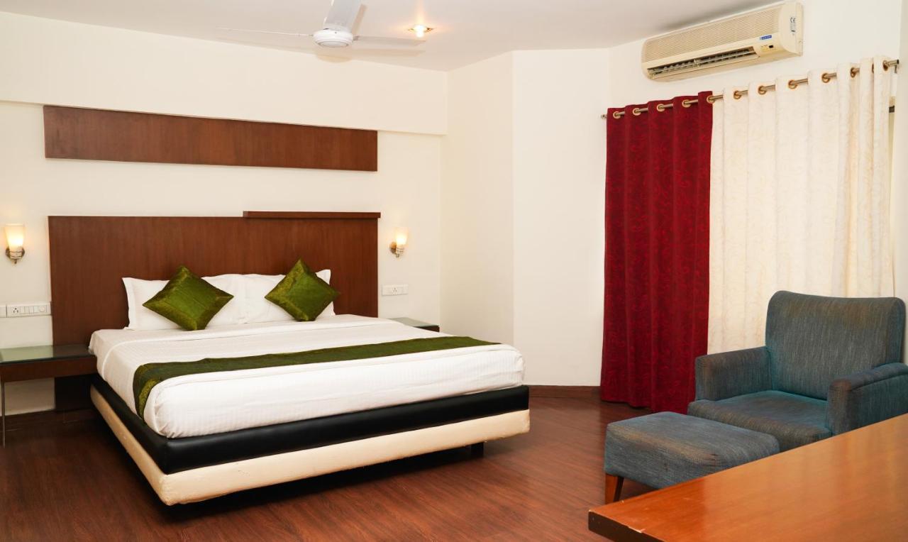 Oyster Suites Hyderabad Ngoại thất bức ảnh